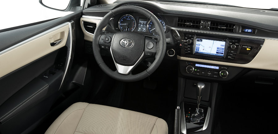 Toyota/Divulgação Toyora-Corolla-Altis-Brasil-2015-CVT-Multi-Drive-interior-painel