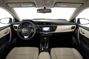 Toyora-Corolla-Altis-Brasil-2015-CVT-Multi-Drive-painel