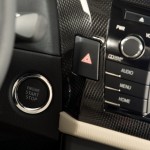 Toyora-Corolla-Altis-Brasil-2015-CVT-Multi-Drive-painel-detalhe-star-stop-botao