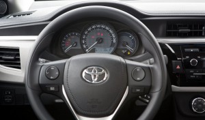 Toyora-Corolla-GLi-Brasil-2015-CVT-Multi-Drive-painel-instrumentos
