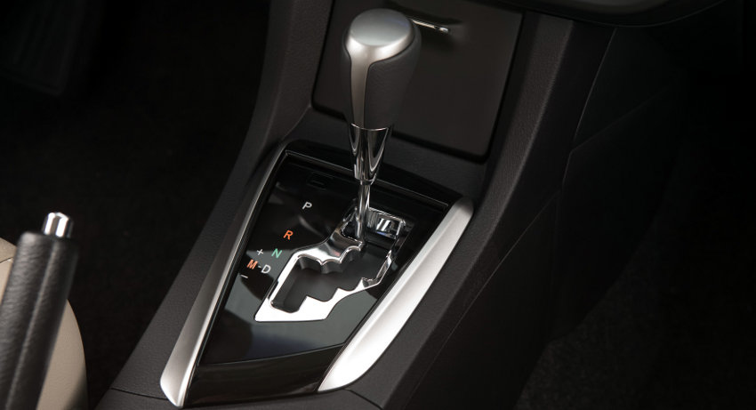Toyota/Divulgação Toyora-Corolla-GLi-XEi-Altis-Brasil-2015-cambio-CVT-Multi-Drive