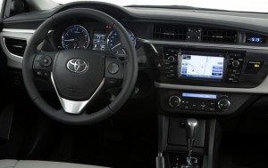 Toyora-Corolla-XEi-Brasil-2015-CVT-Multi-Drive-painel-instrumentos