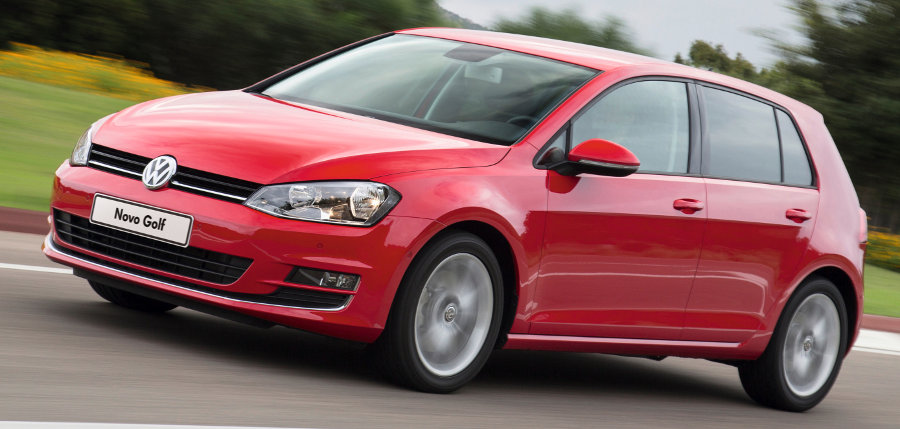 Volkswagen-Golf-Comfortline-Brasil-2014-DSG