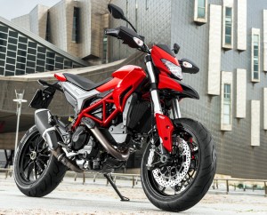 Ducati-Hypermotard-2015-moto