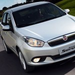 Fiat-Grand-Siena-Essence-2015-Brasil