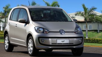 Volkswagen-up-move-high-red-white-black-I-Motion-Brasil-2015