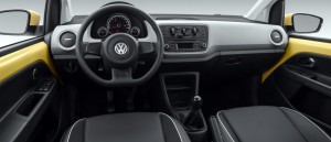 Volkswagen-up-take-move-2-portas-Brasil-2015-painel