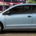 Volkswagen-up-take-move-2-portas-I-motion-Brasil-2015-lateral