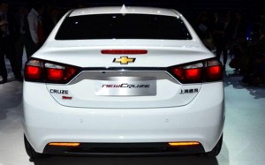 Chevrolet-Novo-Cruze-2015-GM-New-Sedan3