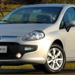 Fiat-Punto-Attractive-2015-Brasil
