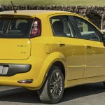 Fiat-Punto-Sporting-2015-Brasil