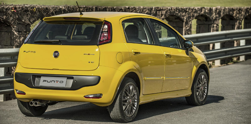 Fiat/Divulgação Fiat-Punto-Sporting-2015-Brasil