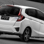 Honda-Fit-EXL-Brasil-2015-CVT-traseira