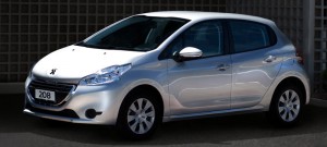 Peugeot-208-Active-Pack-2015-Brasil