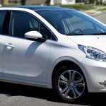 Peugeot-208-Griffe-2015-Brasil