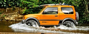 Suzuki-Jimny-4Sport-2015-Brasil-riacho