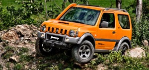 Suzuki-Jimny-4Sport-2015-Brasil-rocha
