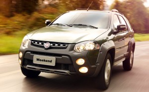 Fiat-Palio-Weekend-Adventure-2015-Brasil