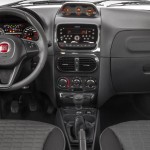 Fiat-Palio-Weekend-Adventure-2015-Brasil-painel