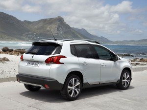 Peugeot-2008-2014-visual-traseira