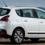 Peugeot-3008-Griffe-2015-Brasil-traseira