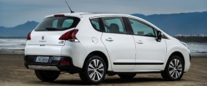 Peugeot-3008-Griffe-2015-Brasil-traseira