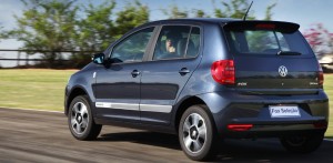 Volkswagen-Fox-Selecao-Copa-do-Mundo-futebol-Brasil