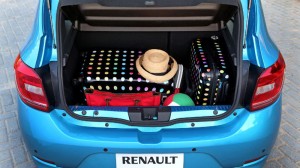 Renault-Sandero-Dynamique-2015-Brasil-porta-malas