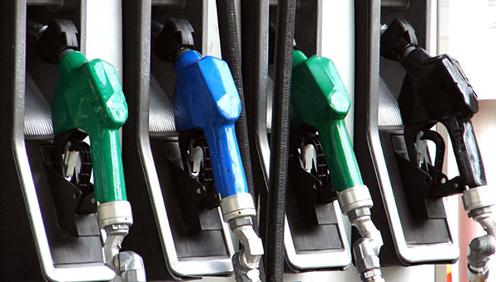 gasolina-aditivada-grid-posto-bomba-podium-comum