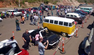 2-Desfile-Carros-Antigos-Itabirito-2014