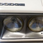 Dodge-Le-Baron-1979-detalhe-farol