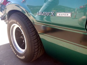 Ford-Maverick-Super-V8-1975-detalhe-pneu