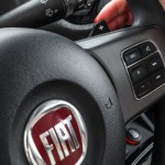 Novo-Fiat-Uno-Way-2015-Brasil-cambio-Dualogic-Plus-borboleta-paddle-shift-volante