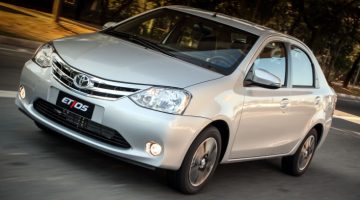 Toyota-Etios-Seda-sedan-Platinum-2015