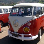 Volkswagen-Kombi-1975