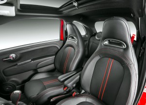 Fiat-500-Abarth-2015-banco-couro
