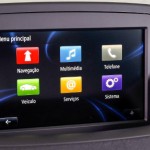 Renault-Fluence-Dynamique-CVT-Plus-Privilege-2015-R-Link
