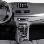 Renault-Fluence-Privilege-2015-painel