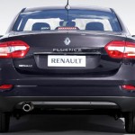 Renault-Fluence-Privilege-2015-traseira