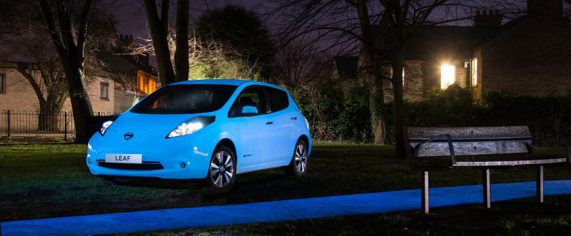 Nissan/Divulgação Nissan-Leaf-glow-dark-night-brilho-escuro