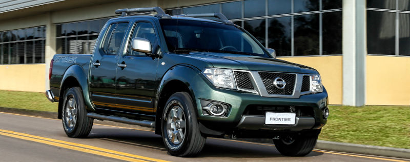 Nissan-Frontier-SV-2016