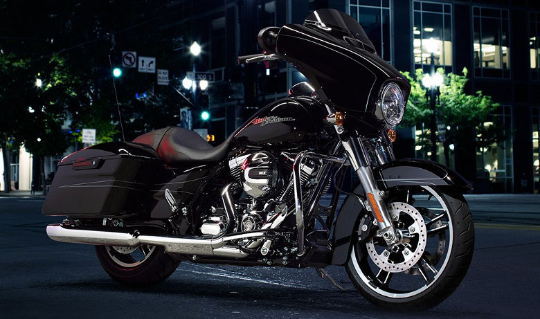 Foto da moto Harley-Davidson modelo FLHXS Street Glide Special 2015