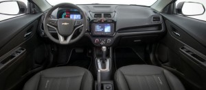 Chevrolet-Cobalt-Graphite-2015-painel