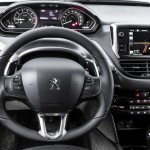 Peugeot-208-Griffe-2016-painel