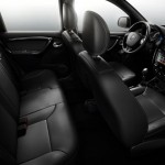 Renault-Duster-Oroch-2016-picape-interior