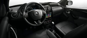 Renault-Duster-Oroch-2016-picape-painel