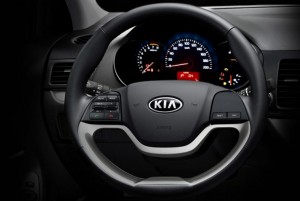 Kia-Picanto-2016-painel