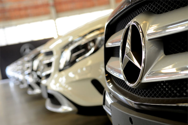 Mercedes-Benz-motor-flex-bicombustivel-gasolina-etanol-alcool