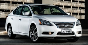 Nissan-Sentra-Unique-2016