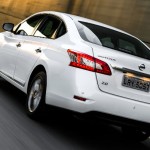 Nissan-Sentra-Unique-CVT-Xtronic-2016